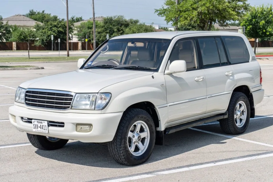 No Reserve Jdm 1998 Toyota Land Cruiser Uzj100 For Sale On Bat Auctions Sold For 19 001 On