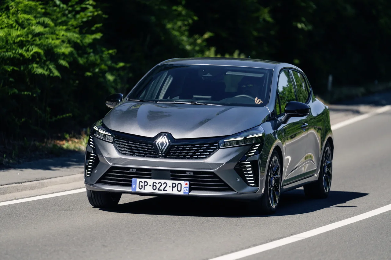 Nouvelle Renault Clio 2023 On Connait Le Prix De La Version Hybride Esprit Alpine