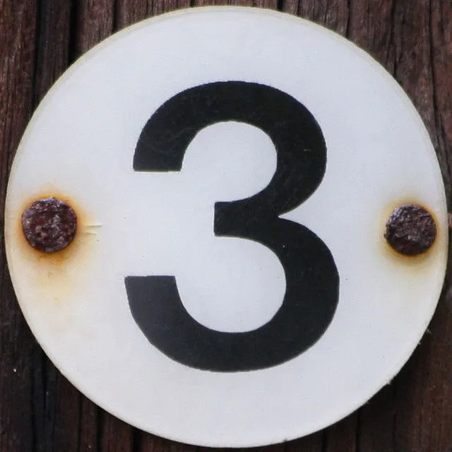 Number 3 Tableware Sign
