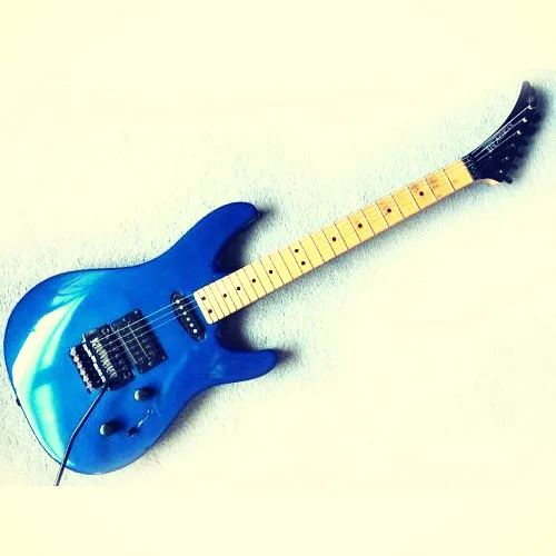 Peavey Tracer Deluxe 1989 Specifications