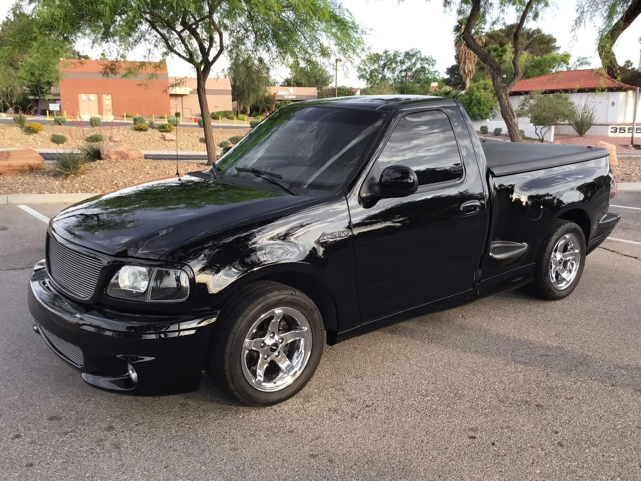 Place Bid 23K Mile 2000 Ford F 150 Svt Lightning Pcarmarket