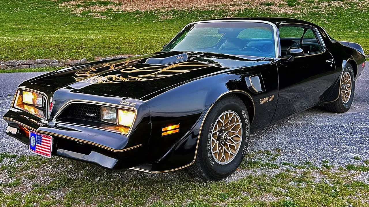 Pontiac Firebird 1977