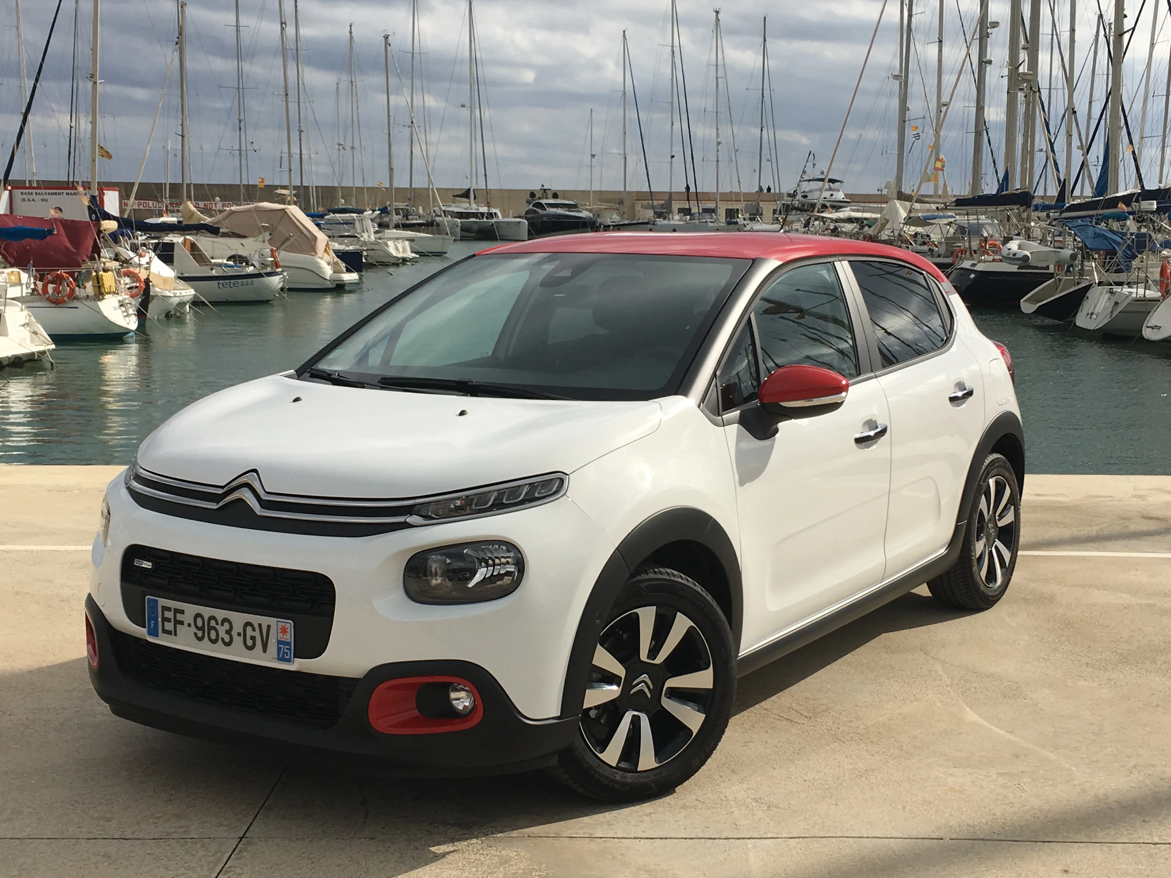 Première Vidéo De La Citroën C3 2016 Découvrez Les Premières Images De L Essai En Live Et