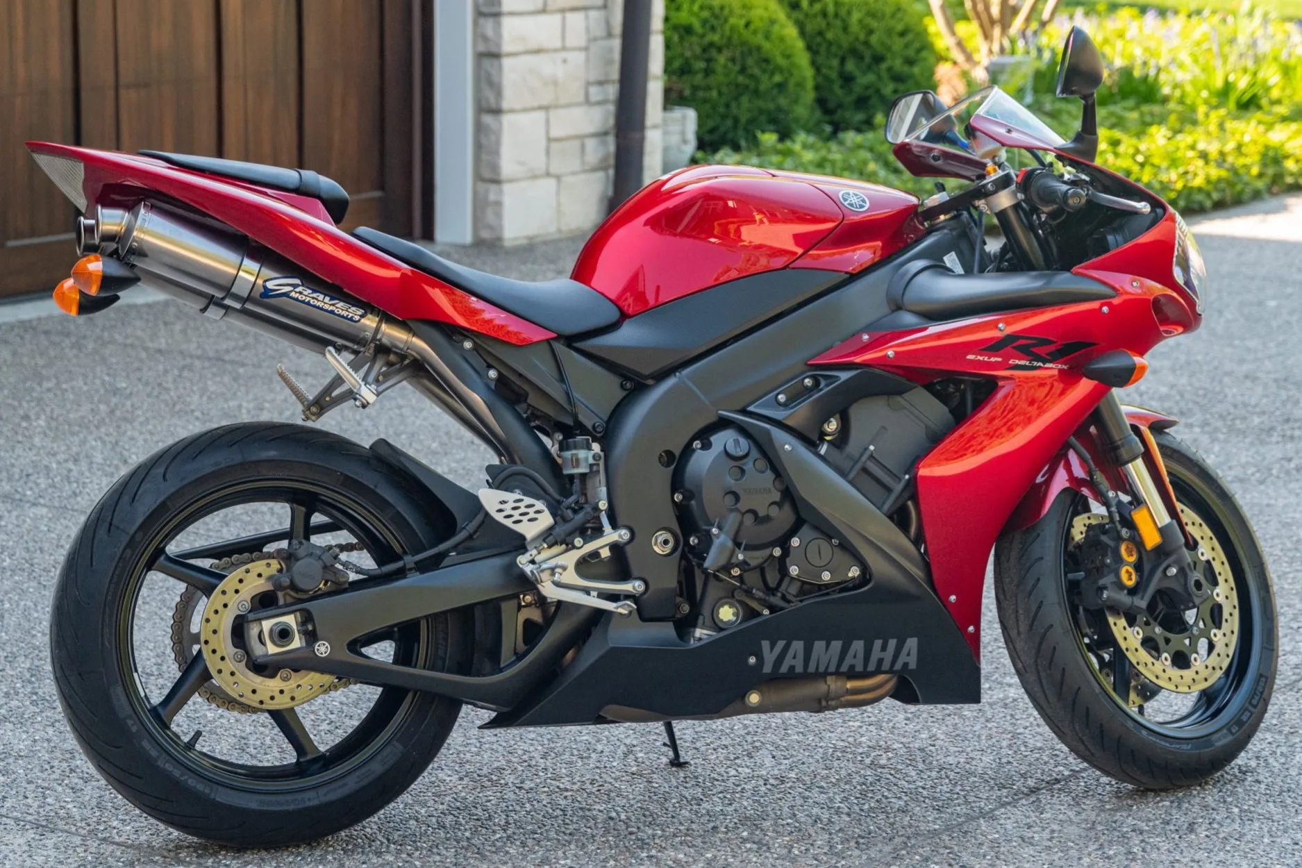 R1 Yamaha 2004