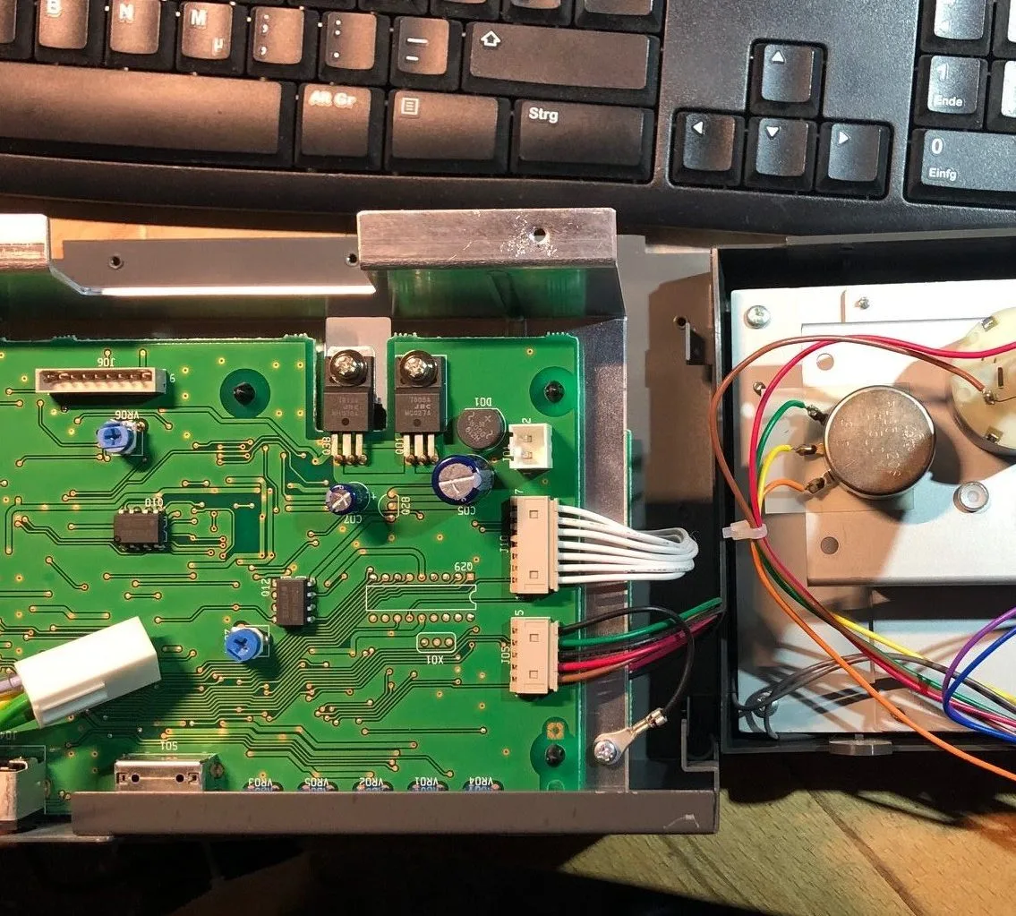 Repair Of Yaesu G 1000Dxc Rotator Control Joergsuessenbach