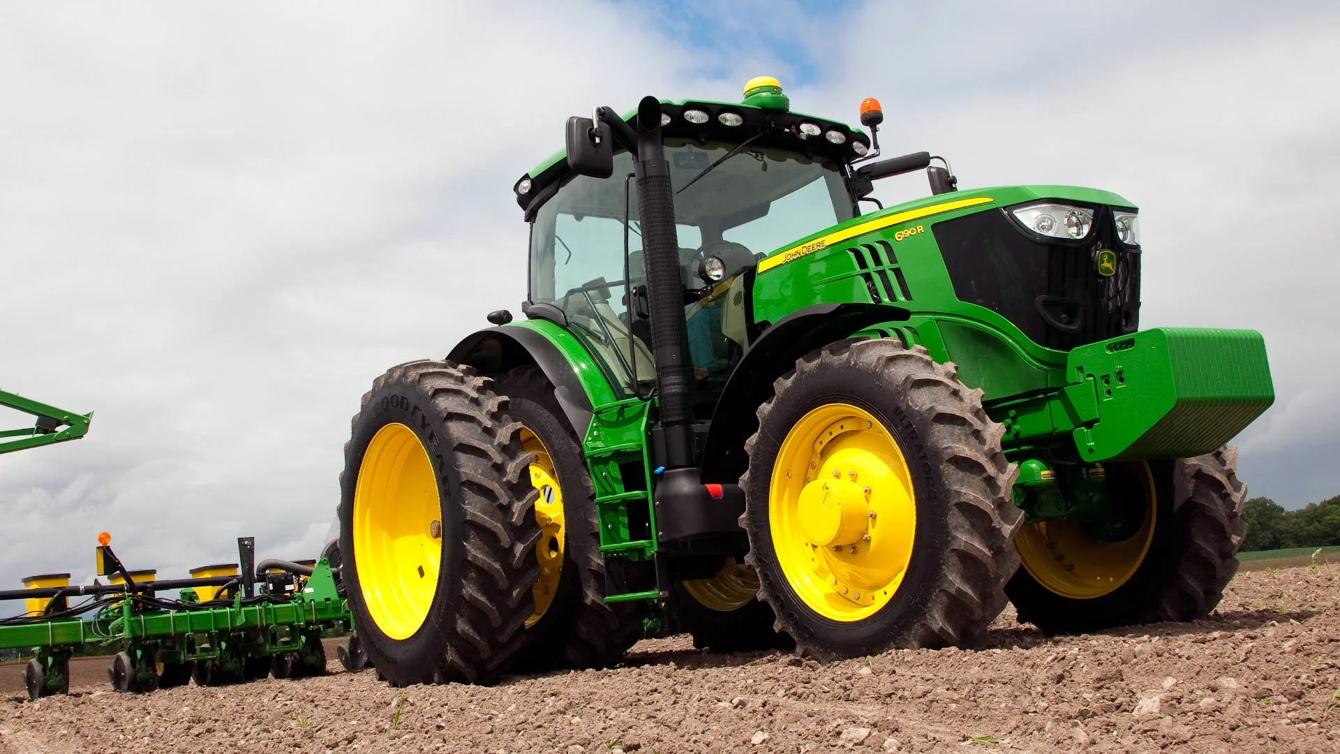 Row Crop Tractors 145 400 Engine Hp Haeusler S Group