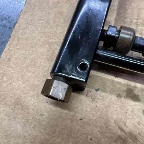Sell Mercruiser Electronic Fuel Injection Fuel Rail In For Us 179 00