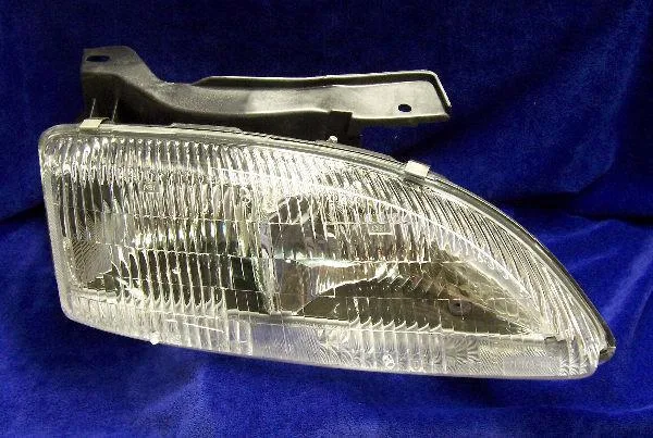 Sell R Headlight 1995 1996 1997 1998 1999 Cavalier 95 98 99 In Saint Paul Minnesota Us For Us