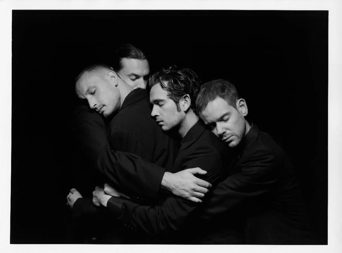 Single Review The Escapist Delight Of The 1975 S All I Need To Hear Arts The Harvard Crimson