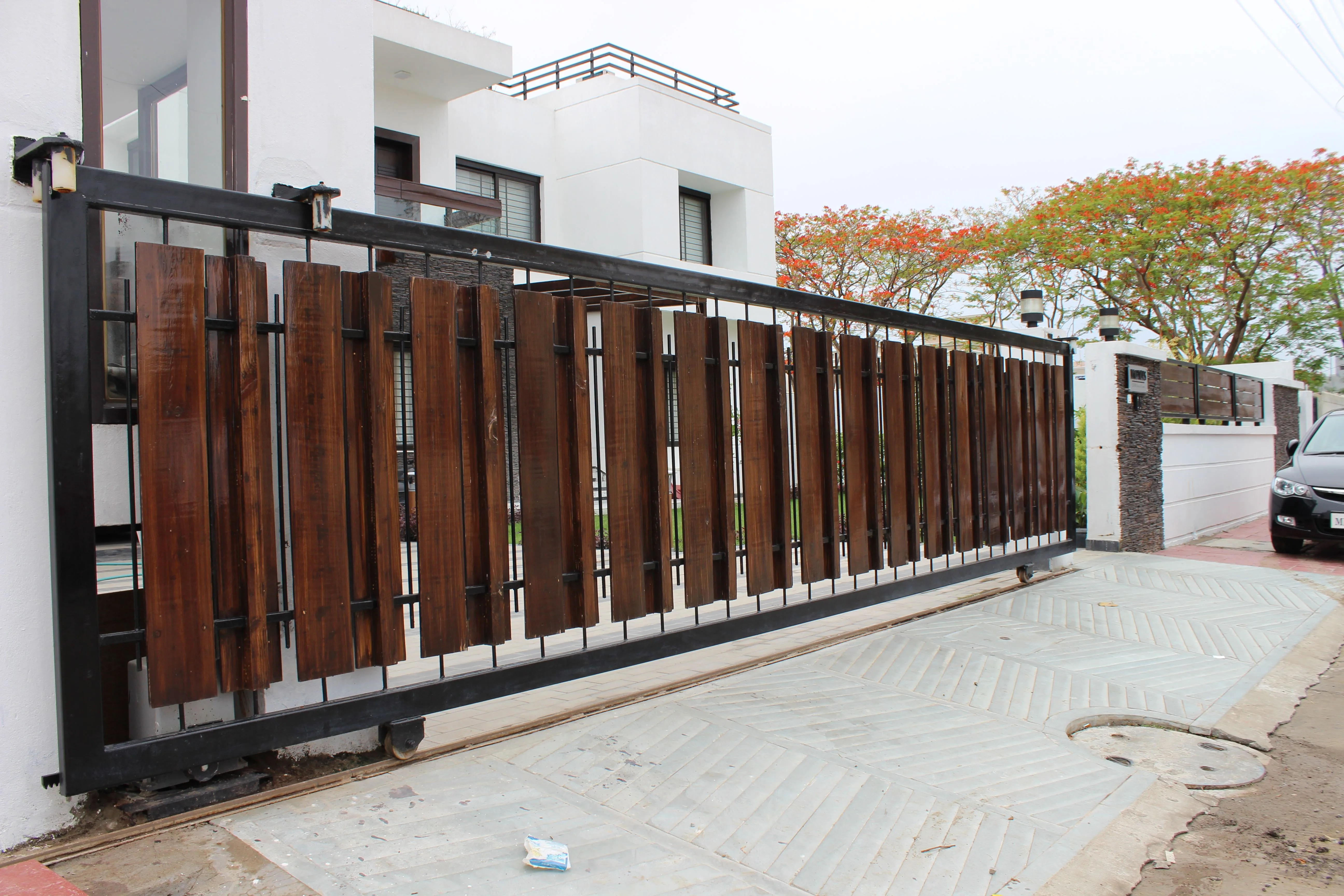 Stainless Steel Sliding Gate Designs Navodaya Steels Pagar Kayu Pintu Gerbang Ide Pagar
