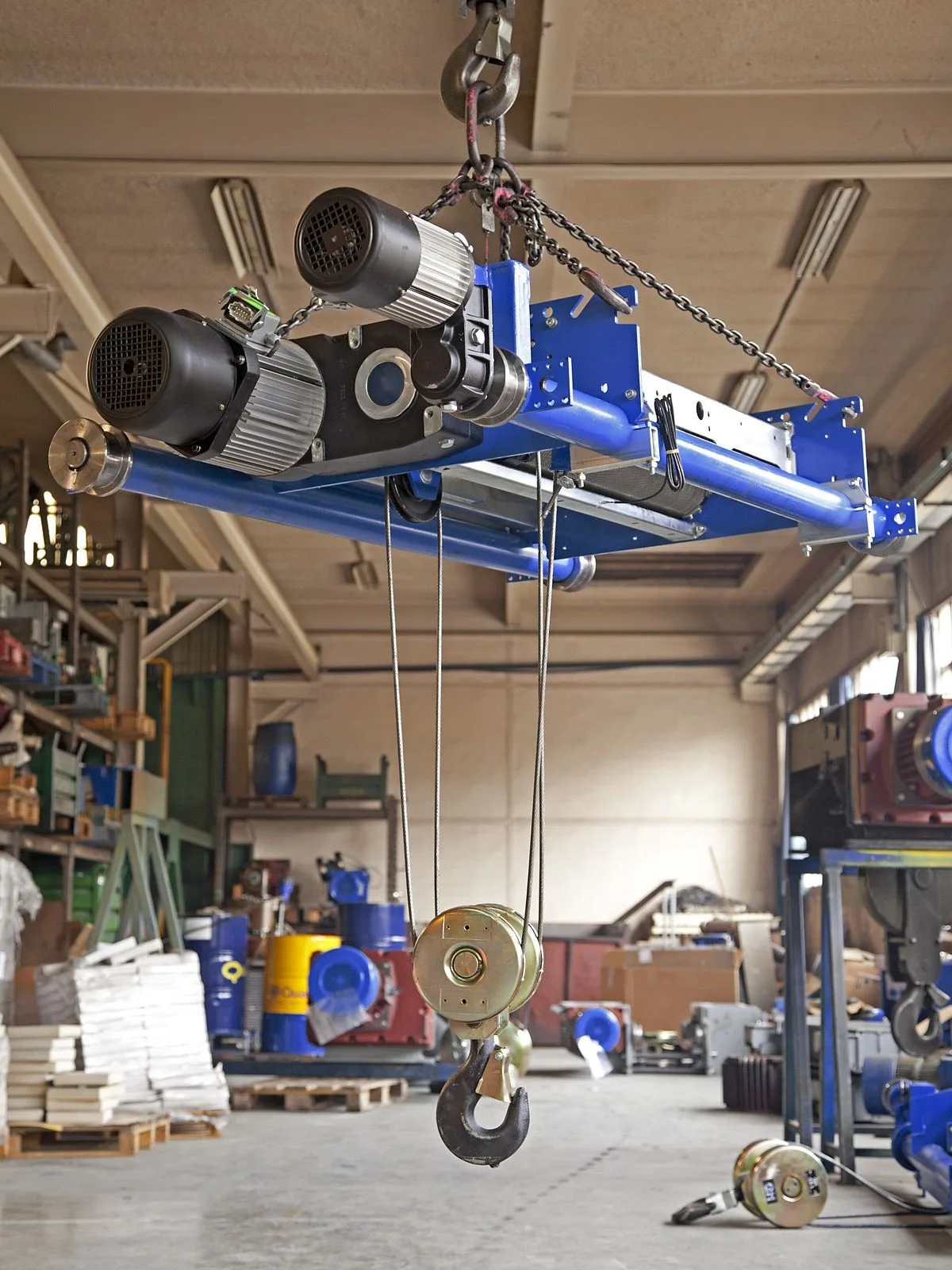 Strongway Electric Cable Hoist Wiring Diagram Control Two Lights With One Switch
