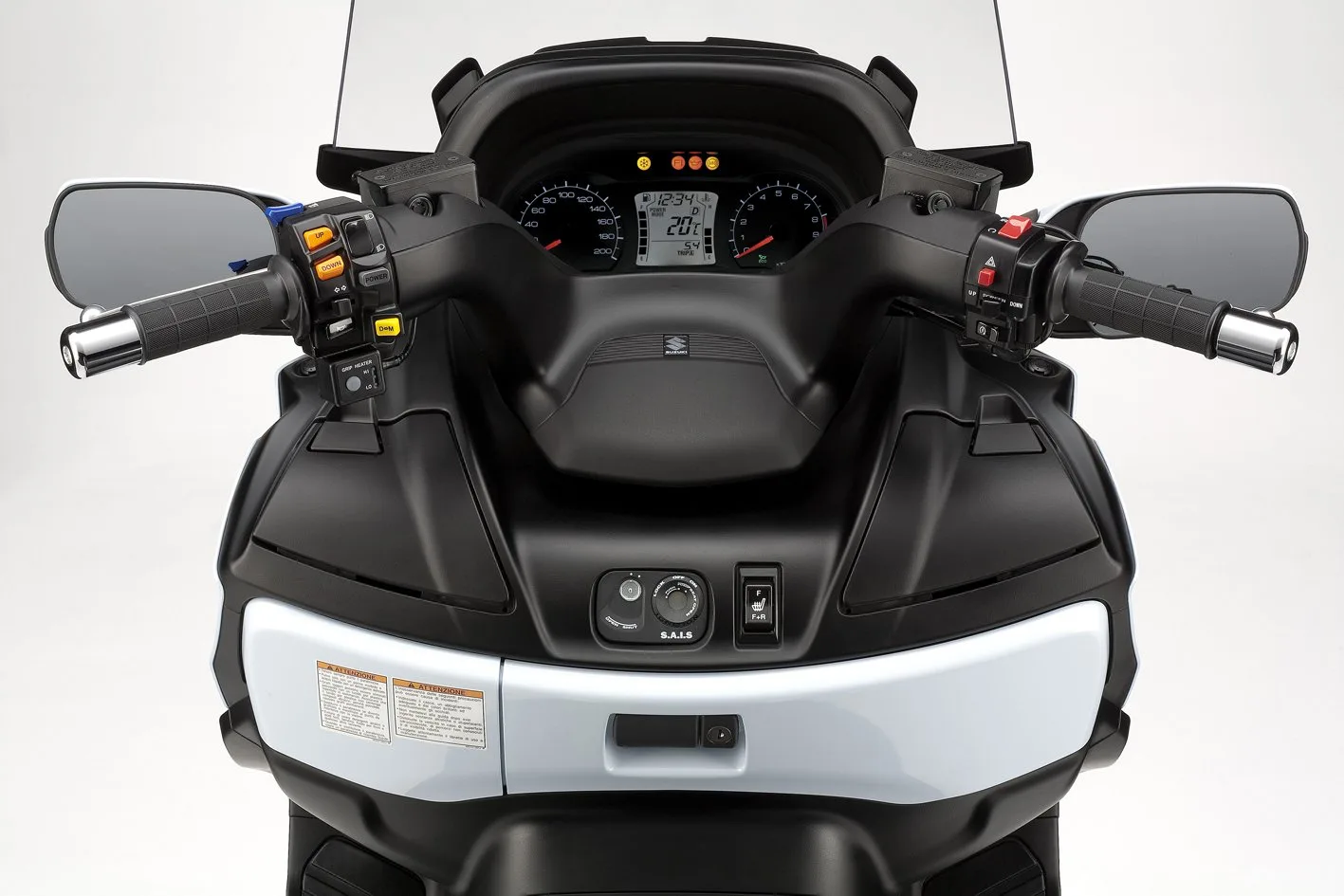 Suzuki Burgman 650 Executive Bilder Und Technische Daten