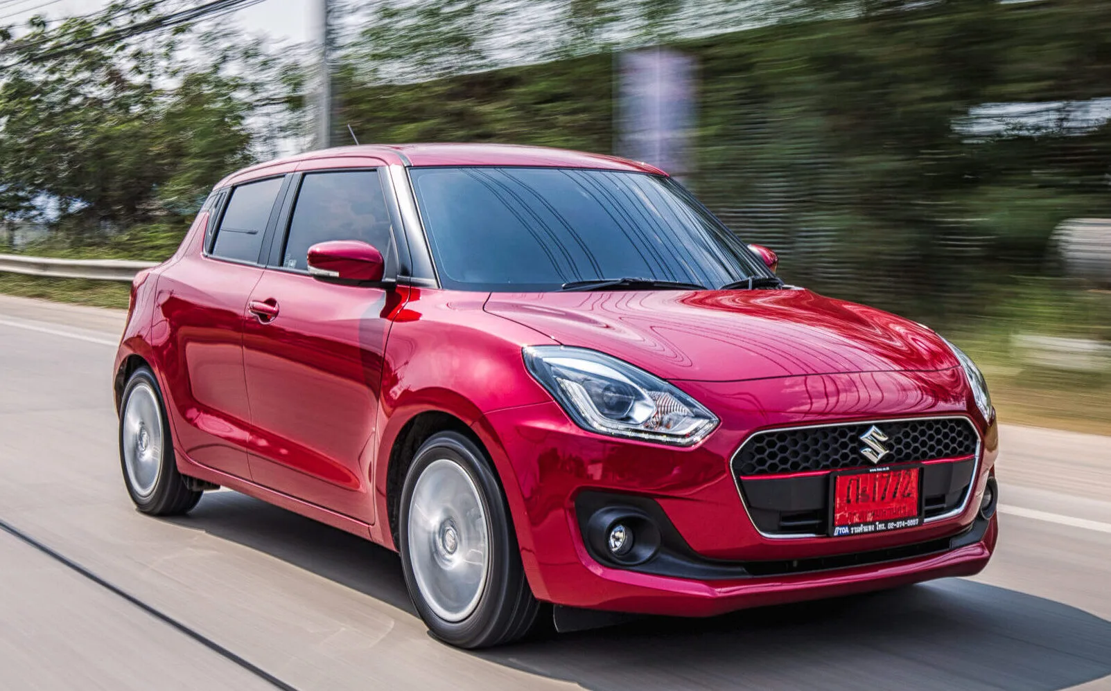 Suzuki Swift Vs Nissan X Trail Features Specs Comparison Carsguide