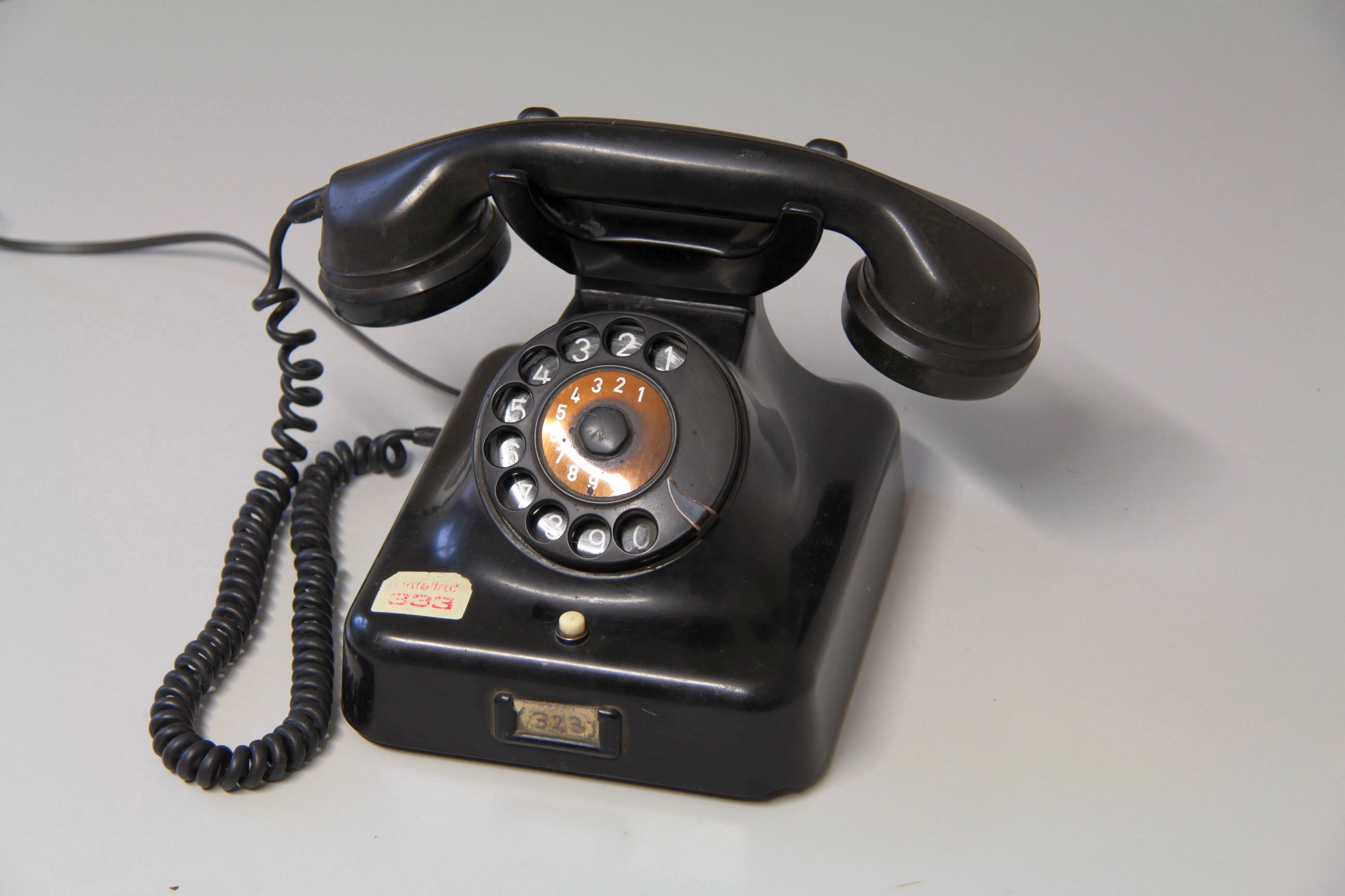 Telephone