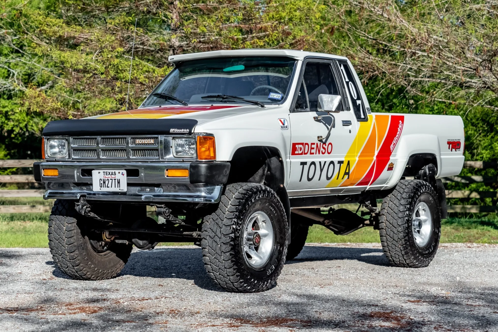 Templates Cars Toyota Toyota Hilux 4X4 Extra Cab