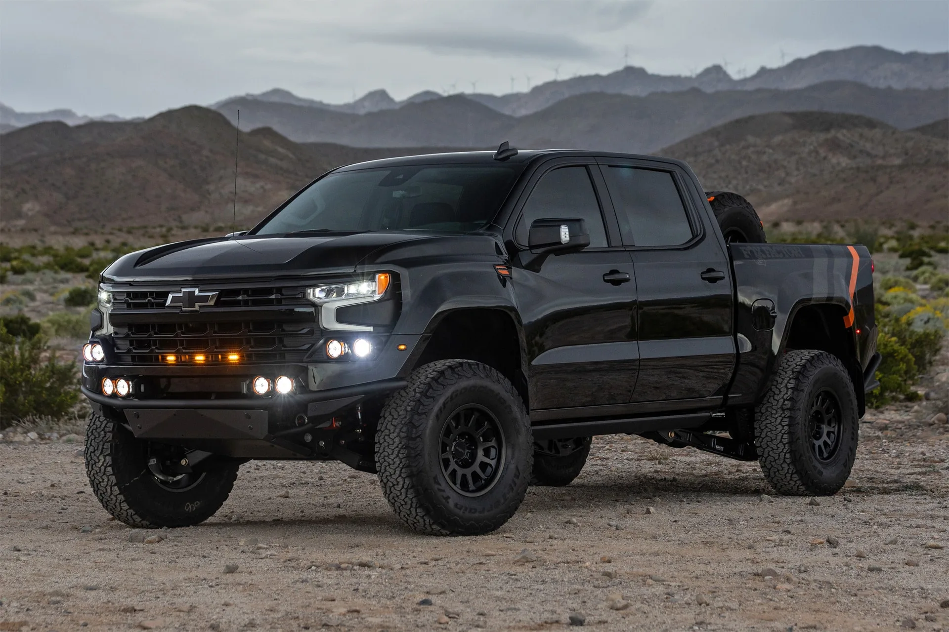 The All New Chevy Silverado Fox Factory Edition Is A Bully On The Road Autoevolution