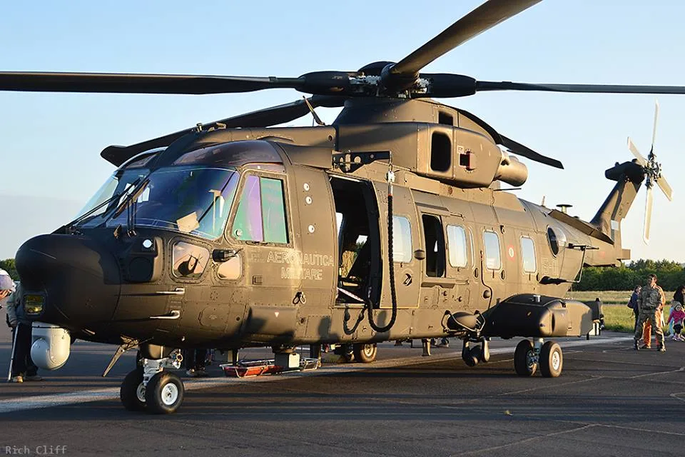 The Aviationist Some Stunning Pics Of The New Hh 101 Caesar Helicopter For The Italian Air Force
