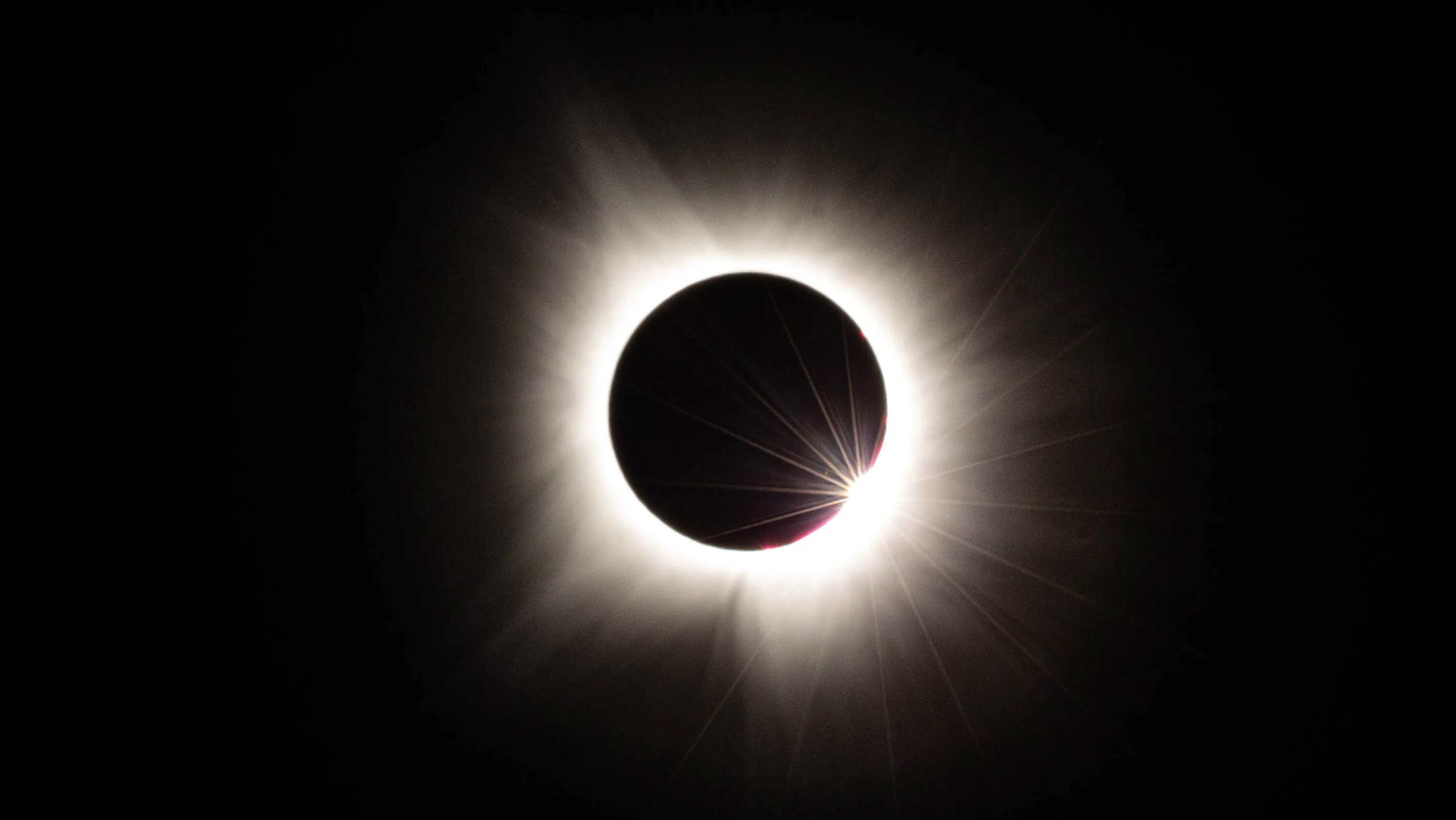 The Eclipse Brought Darkness And Fascination The New York Times