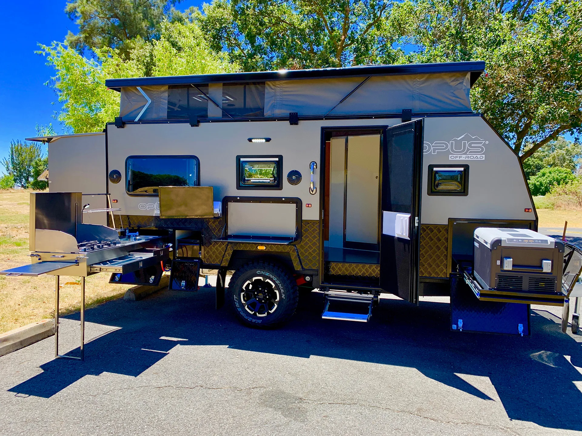 The Op 15 Hybrid Caravan Is A Compact Luxurious House On Wheels