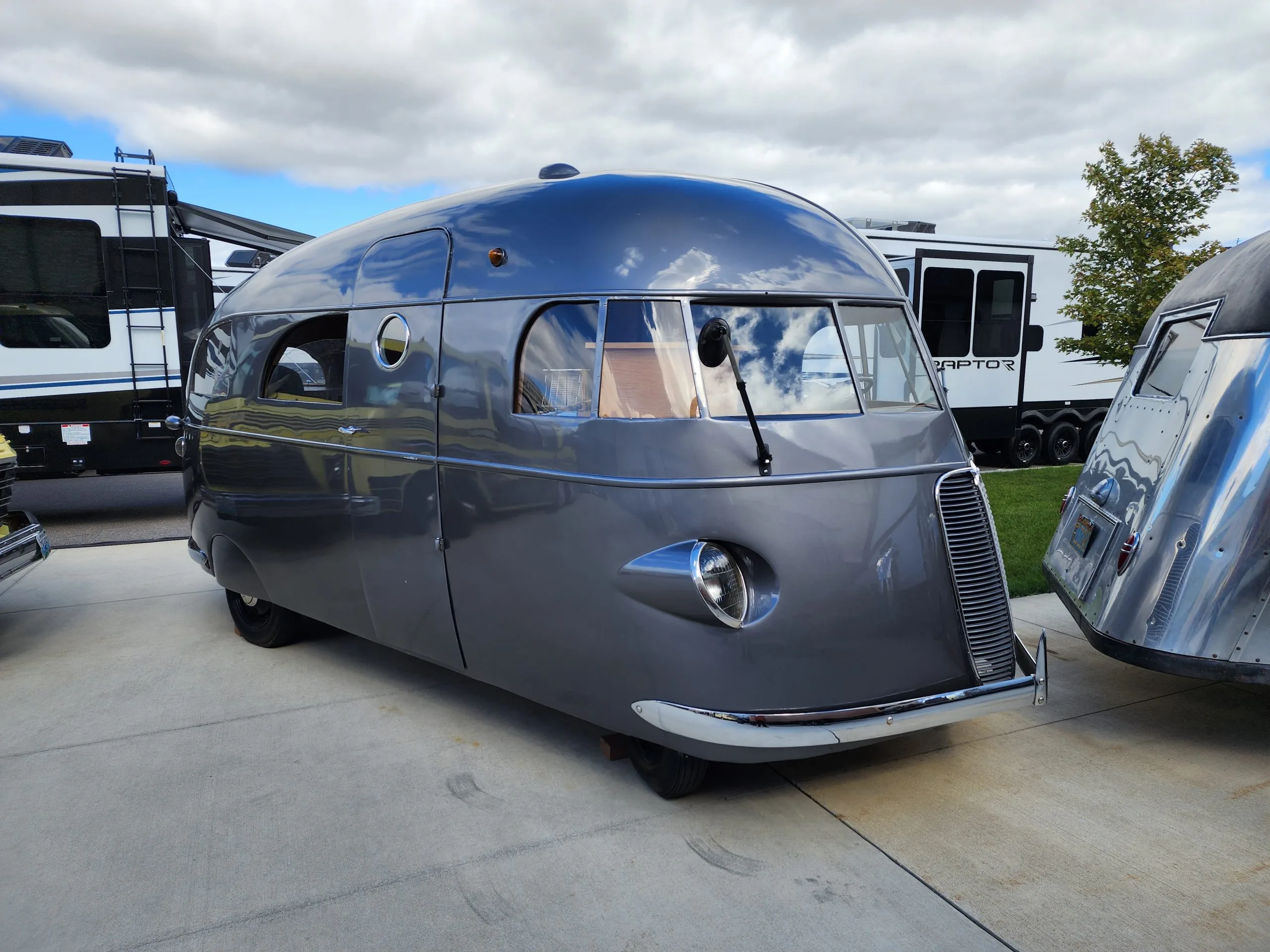 This 85 Year Old Rv Is So Ahead Of Its Time That You Could Comfortably Camp In It Today The