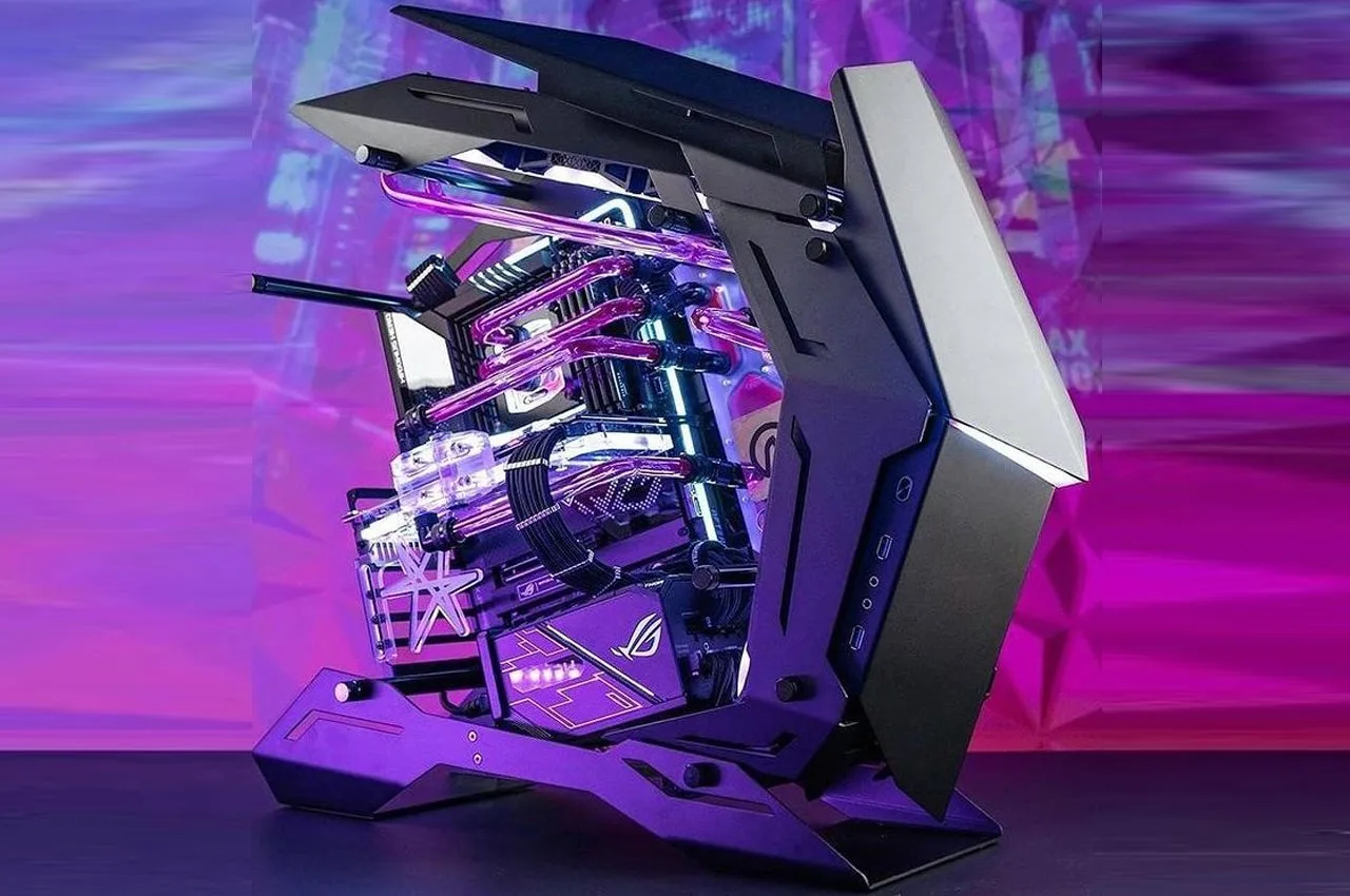 This Alien Inspired Pc Case Mod Exposes Powerful Innards In The Most Sci Fi Way Yanko Design