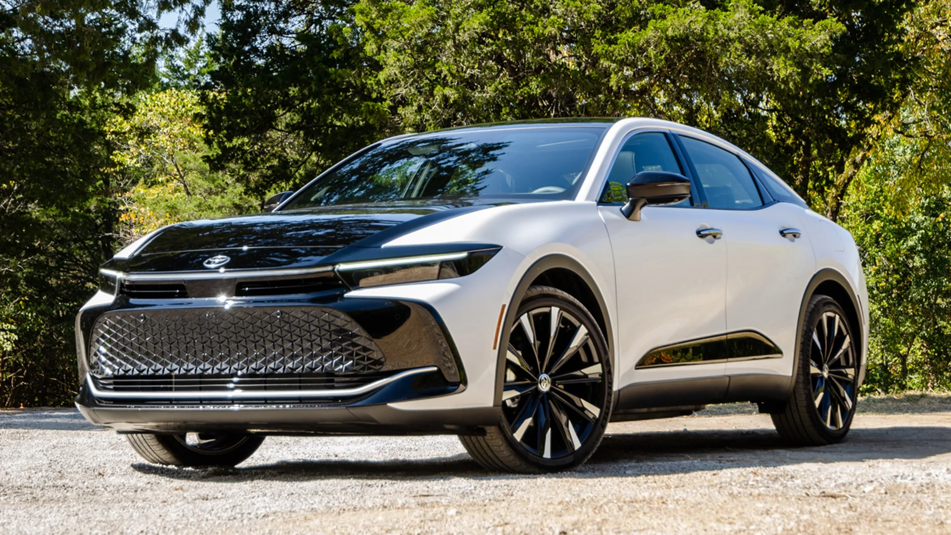 Toyota Crown 2024 Mpg Lynea Rosabel