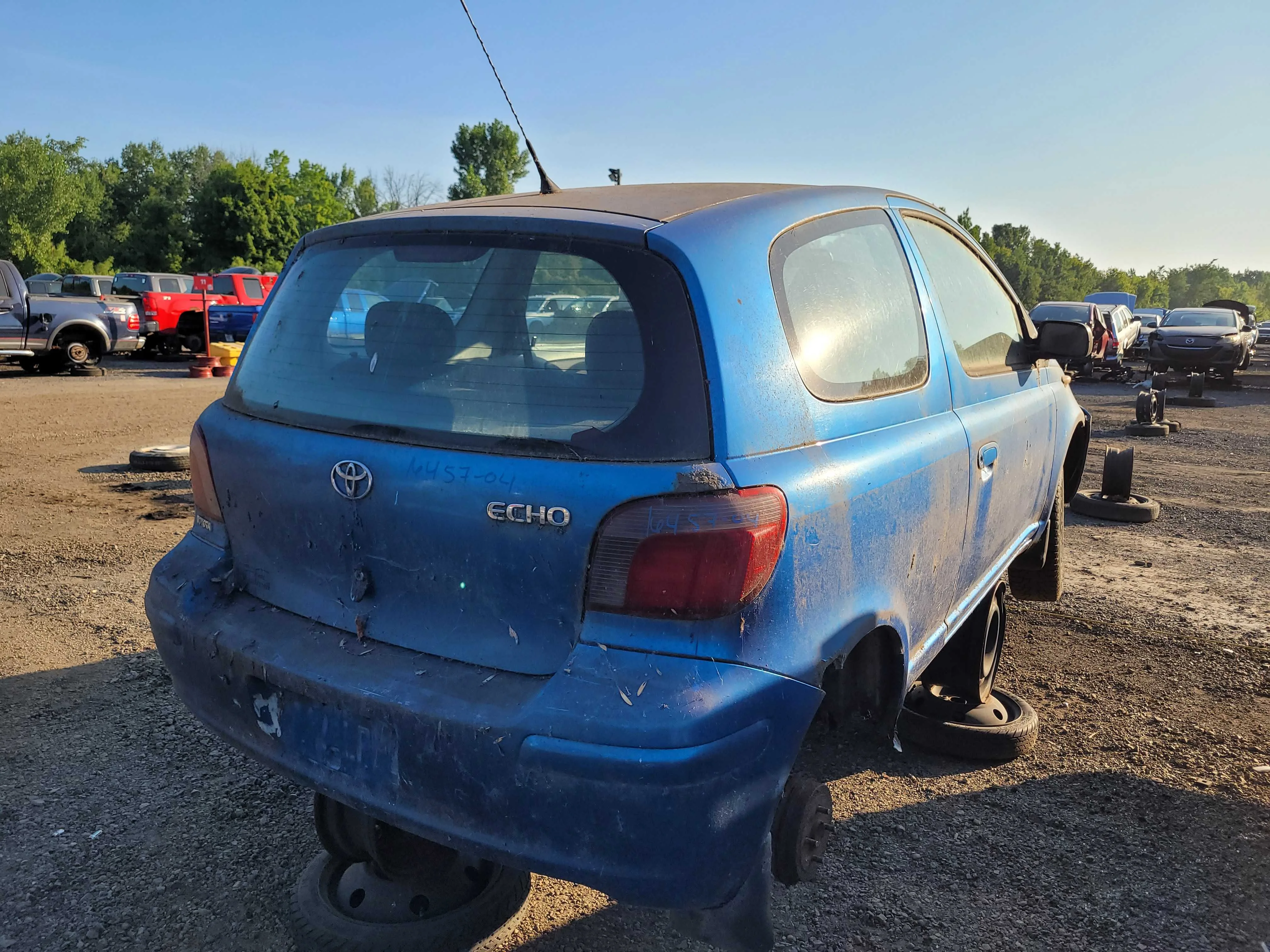 Toyota Echo 2004 St Lazare Kenny U Pull