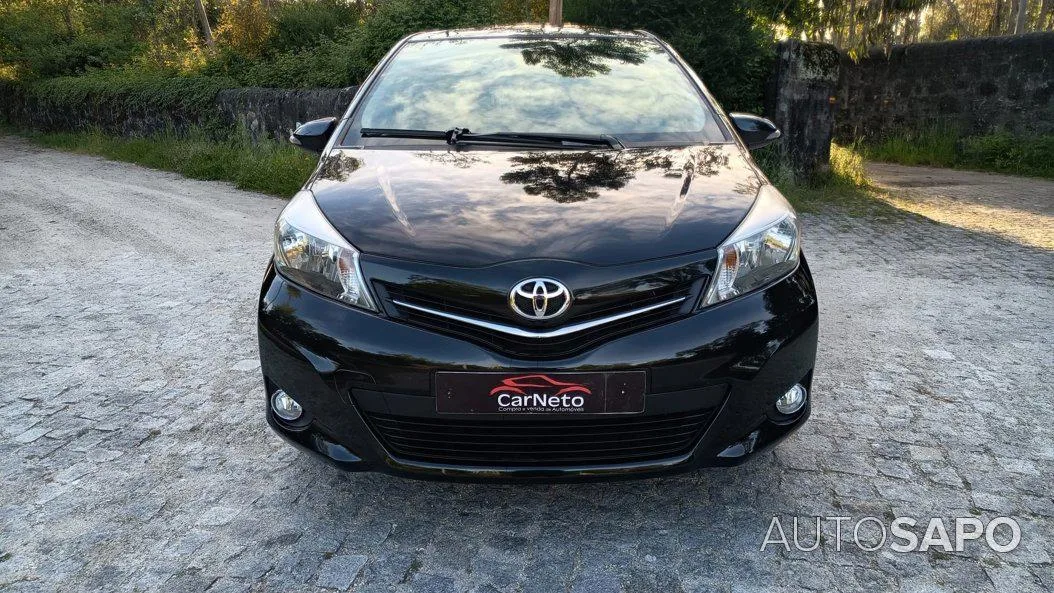 Toyota Yaris De 2013 Auto Sapo