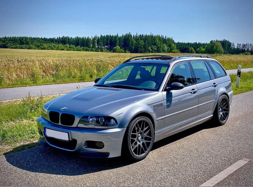 Unique Bmw 330Xd E46 Touring Avec Kit Carrosserie M3 À Vendre