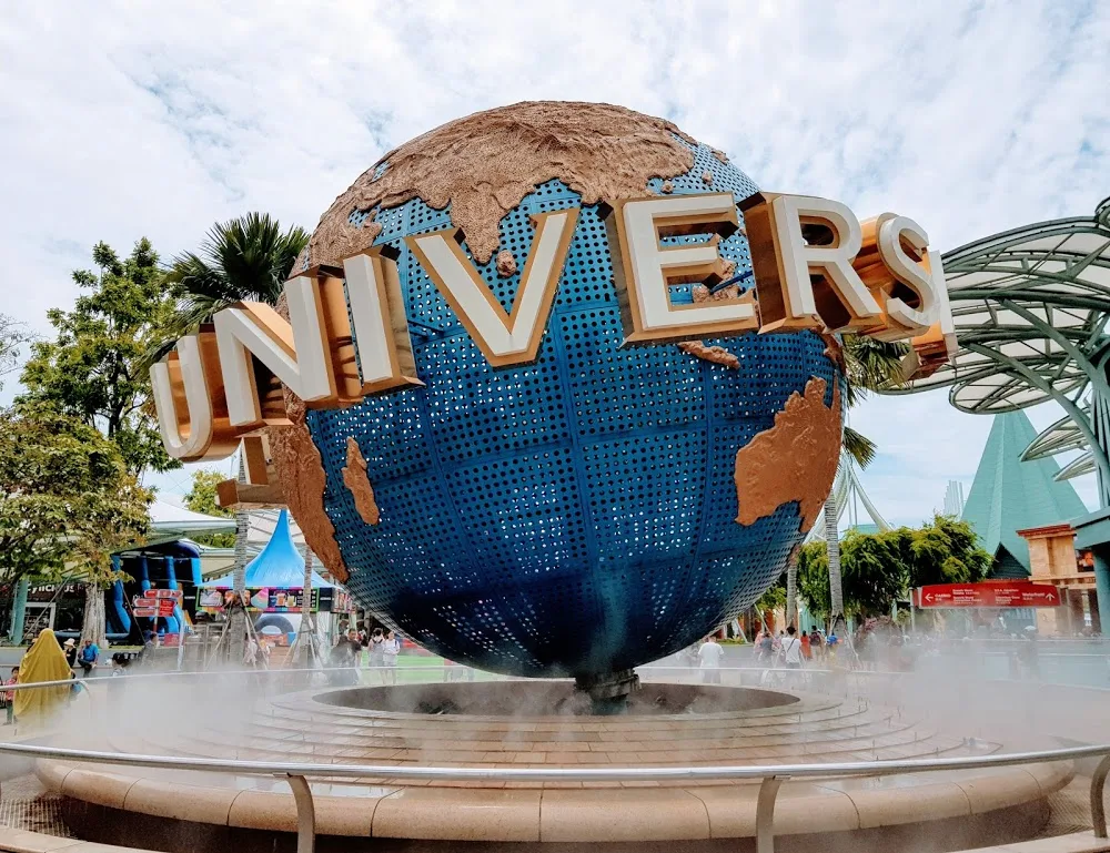 Universal Studio Singapore Globe