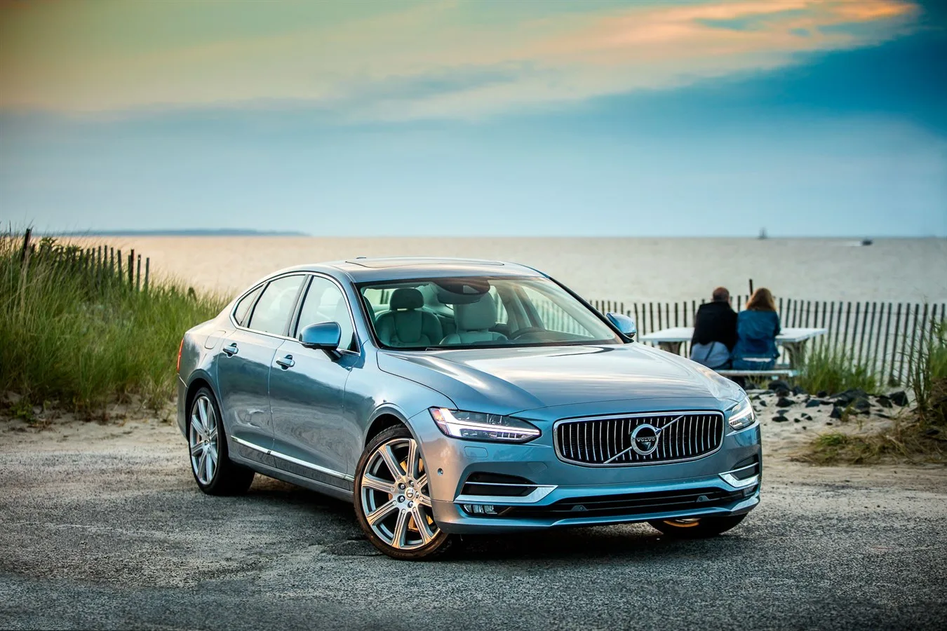 Volvo Cars Reports Record Sales In 2017 Volvo Cars Global Media Newsroom