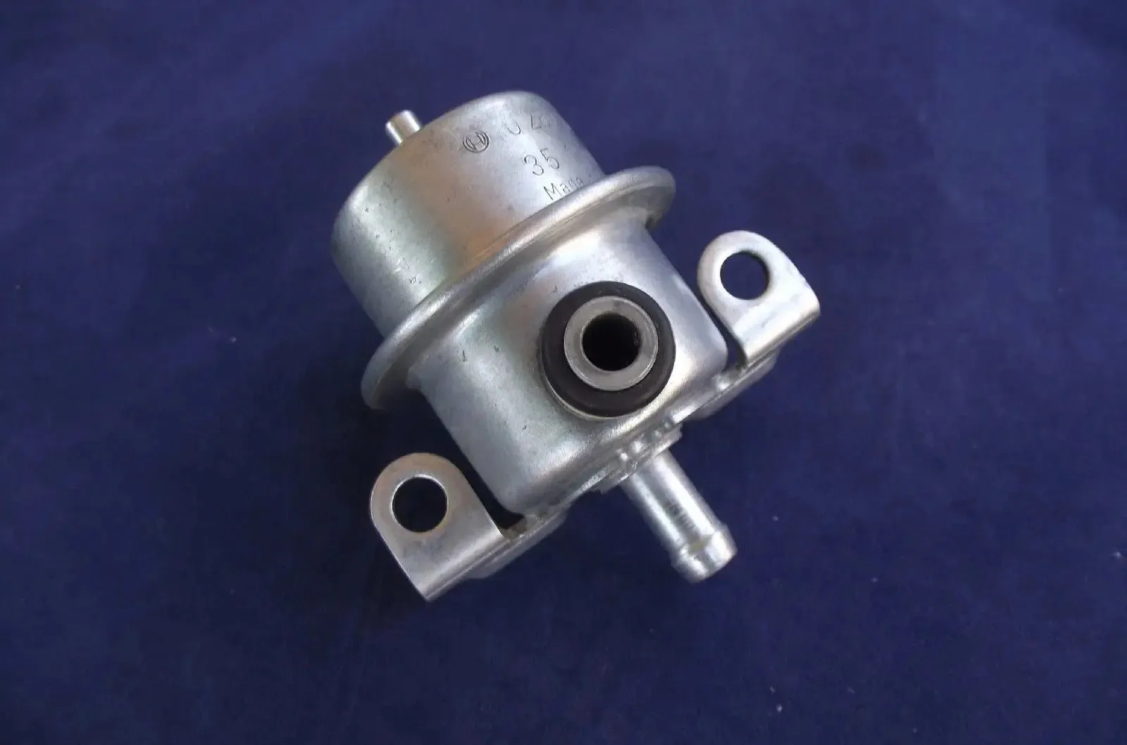 Volvo Pre Owned Fuel Pressure Regulator Bosch 0280160292 Fuel Injection Products