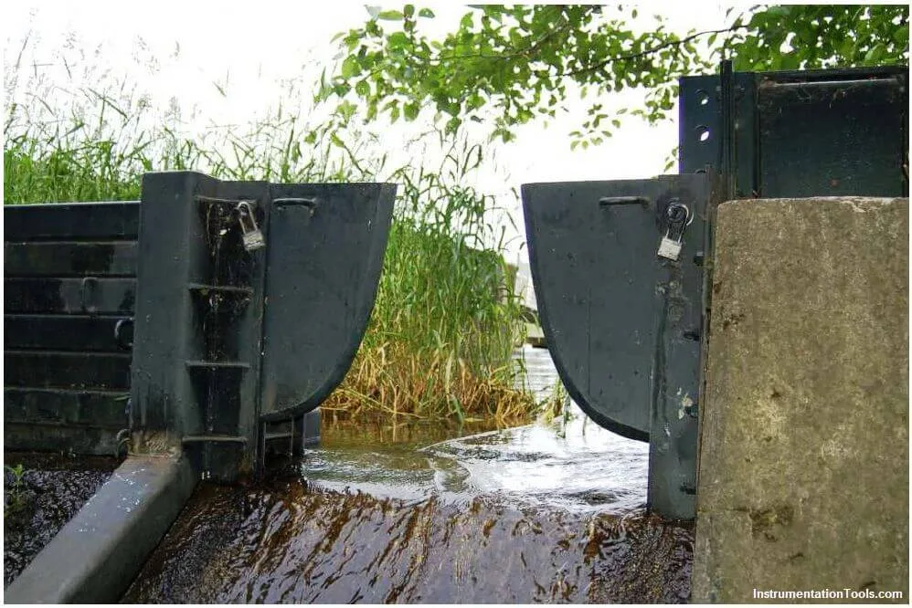 Weirs And Flumes Flow Measurement Instrumentation Tools