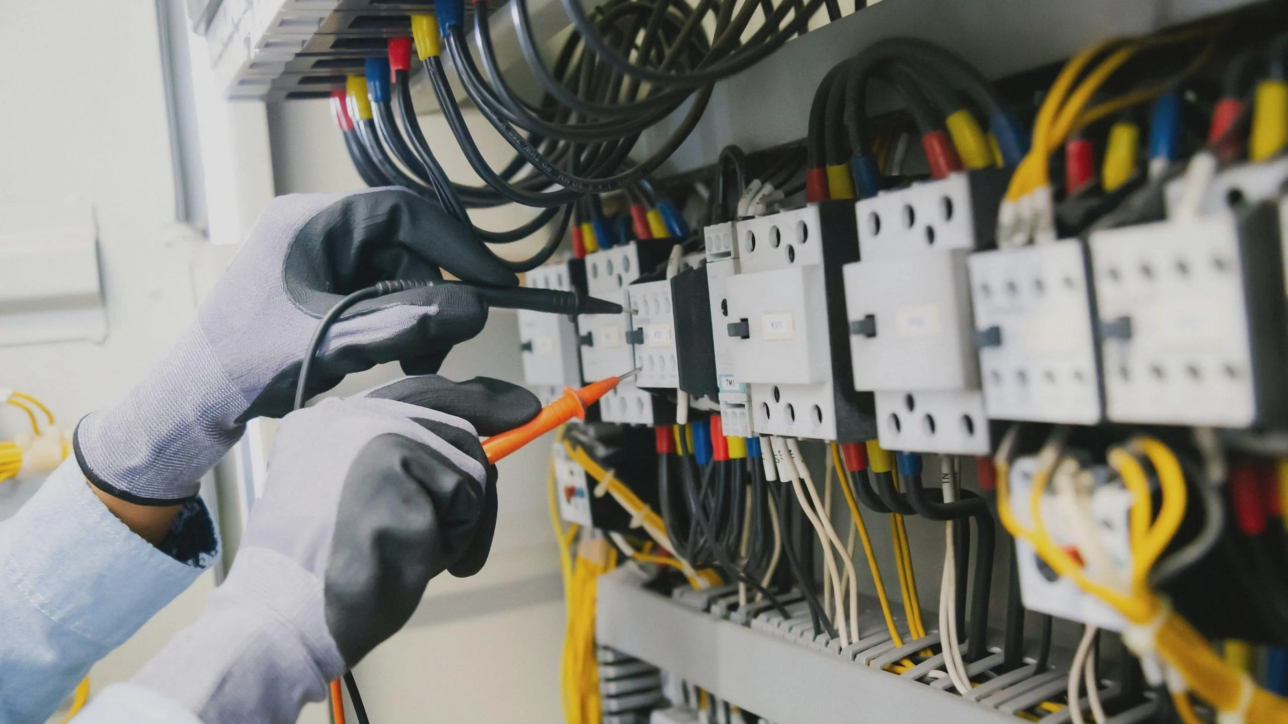 What Do Electrical Engineers Do Roar Engineering