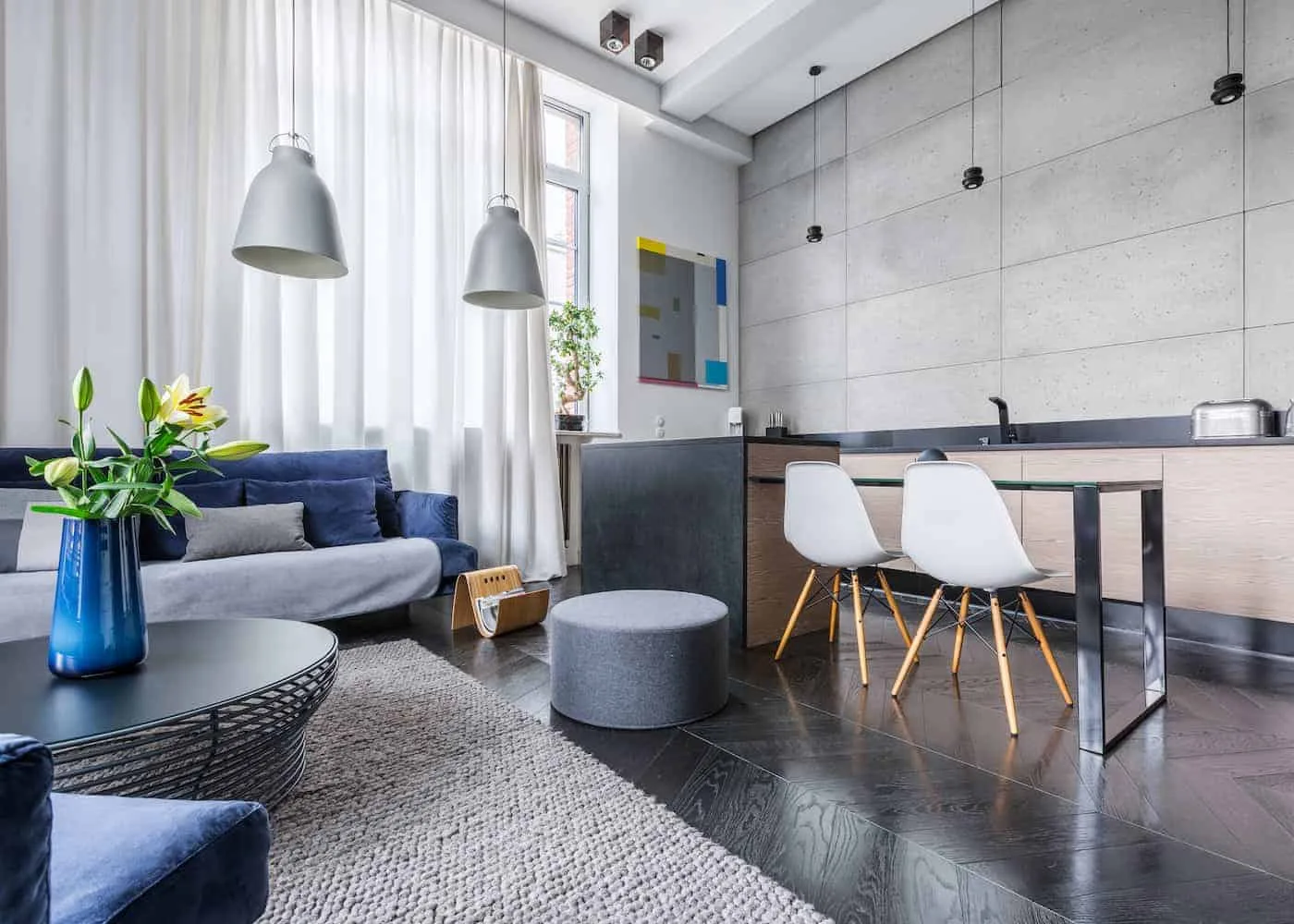 What Is A Flat Discover If This Rental Option Is Right For You Apartmentguide