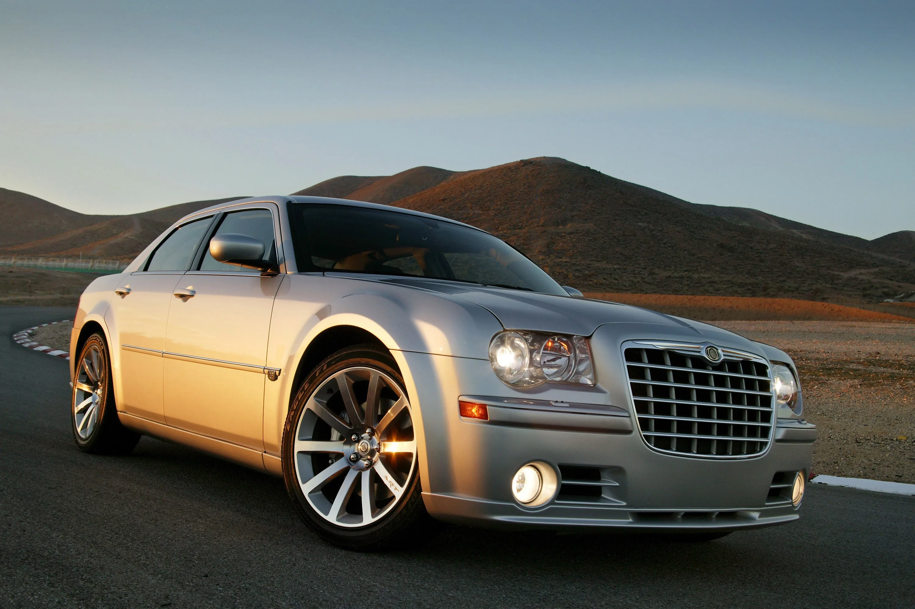 What Is The Chrysler 300C