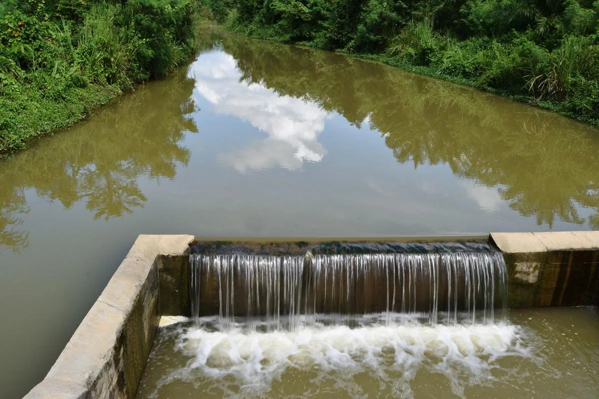 What Is Weir In Hydropower Plant Energy Theory