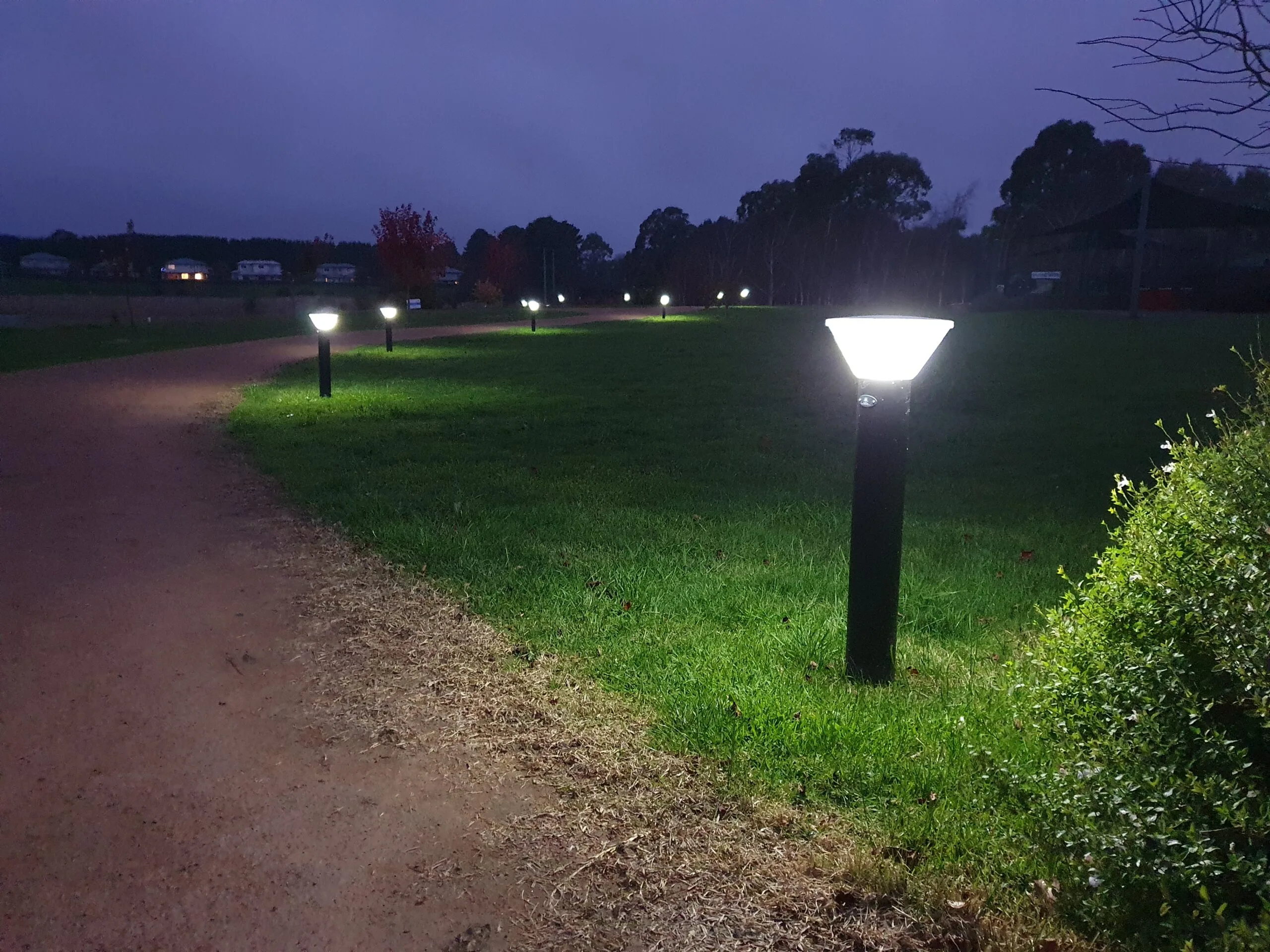 What Makes A High Quality Solar Bollard Solar Lighting Designs