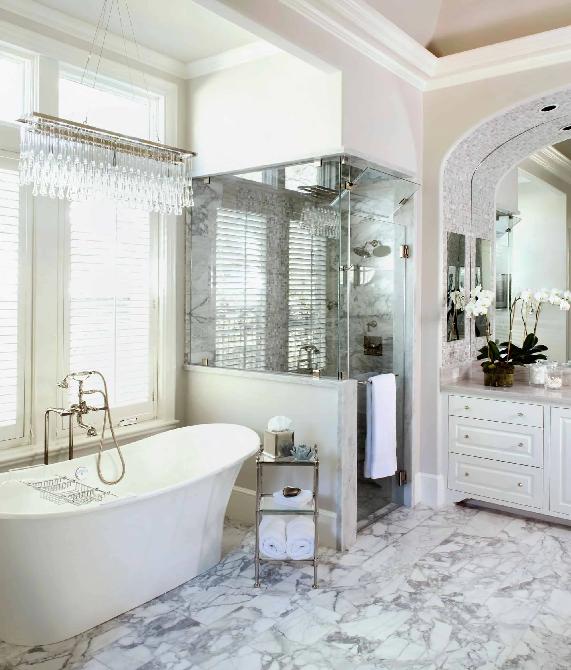 White Bathroom Designs That Will Inspire Your Next Renovations Obsigen